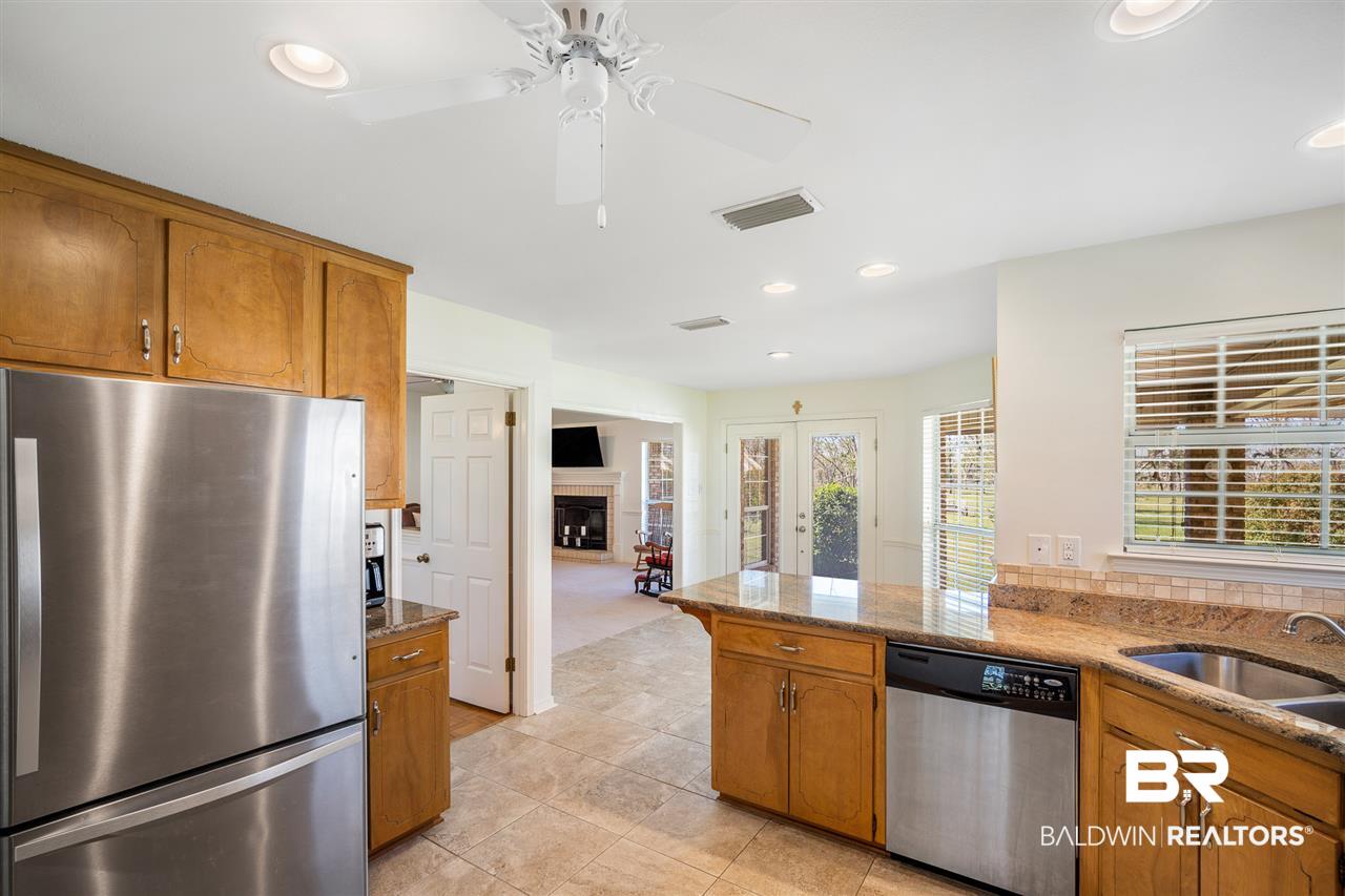 12601 Mary Ann Bch Road Fairhope, AL 36532 - Photo 13 of 33