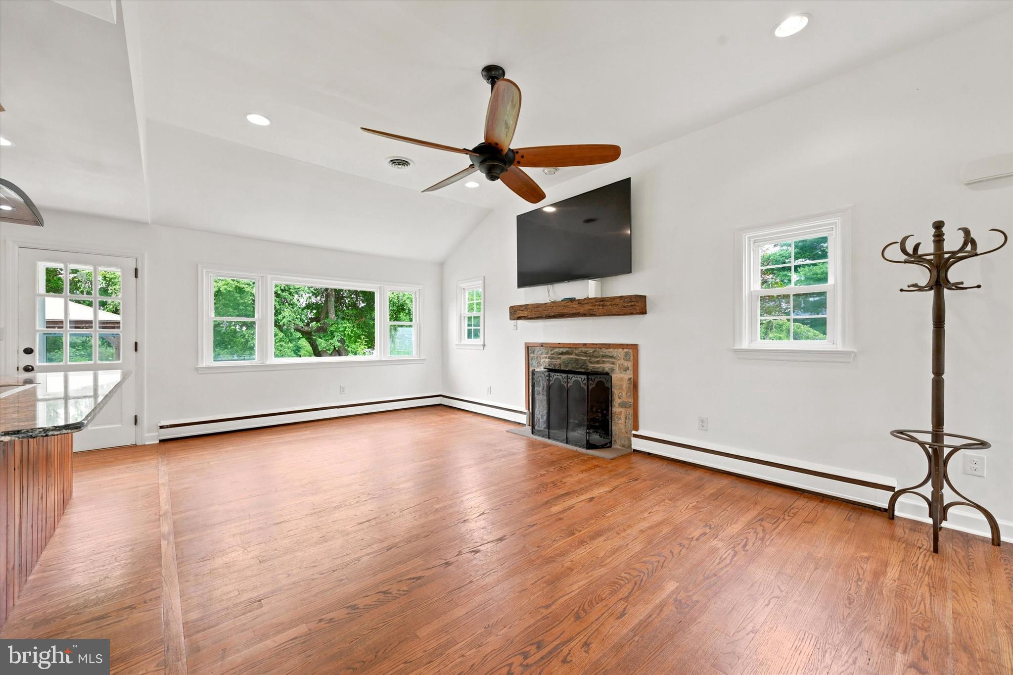 1058 Glen Hall Road Kennett Square, PA 19348 - Photo 5 of 25