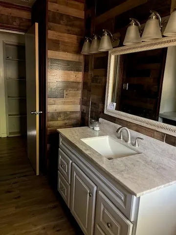 $225,000 | 812 North Tyus Street, Groesbeck, TX 76642