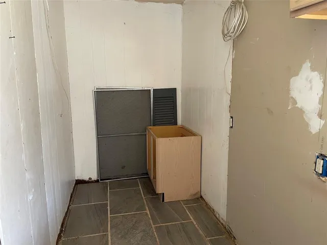 a view of a storage & utility room