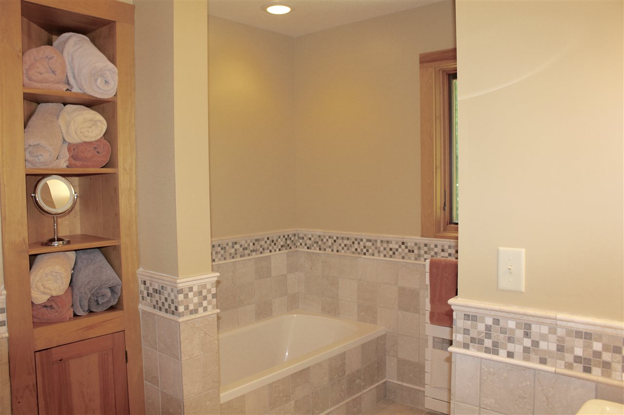 200 Jay Hill Road Hartford, VT 05059 - Photo 15 of 27 Gallery Image 15