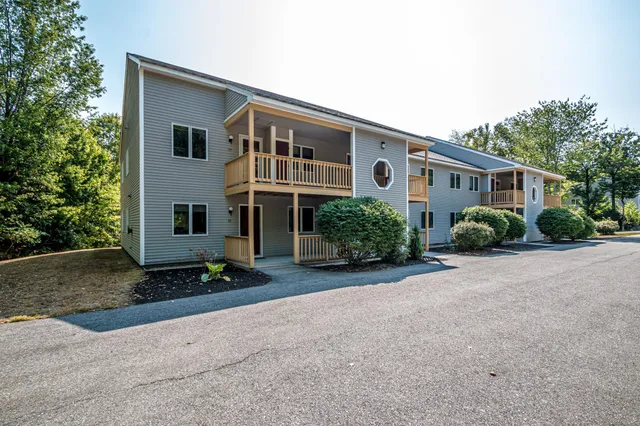 $350,000 | 17 Purple Finch Road, Unit 73, North Conway, NH 03860