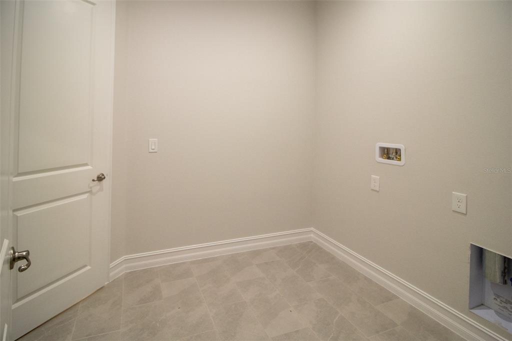 3970 Southern Valley Loop Brooksville, FL 34601 - Photo 29 of 55 a room