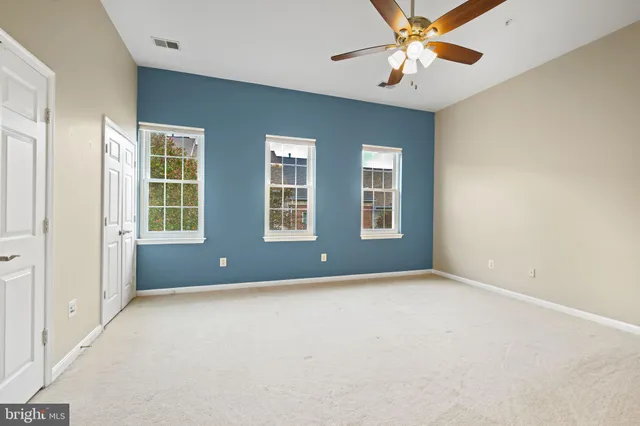 $699,999 | 449 Leaning Oak Street, Gaithersburg, MD 20878