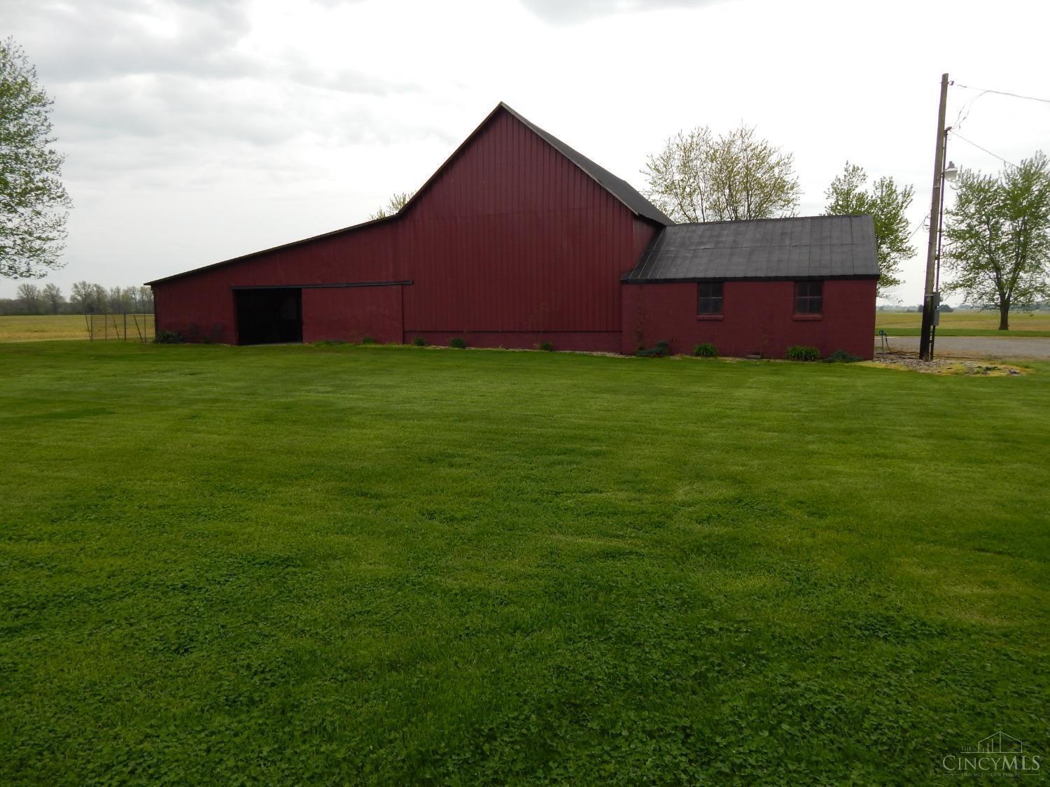 4020 Mt Zion Road Hillsboro, OH 45133 - Photo 3 of 54