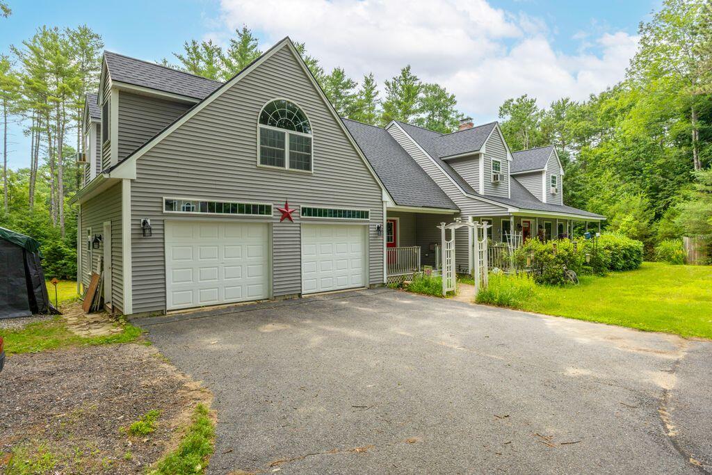 22 Davis Road Buxton, ME 04093 - Photo 2 of 44 Garage