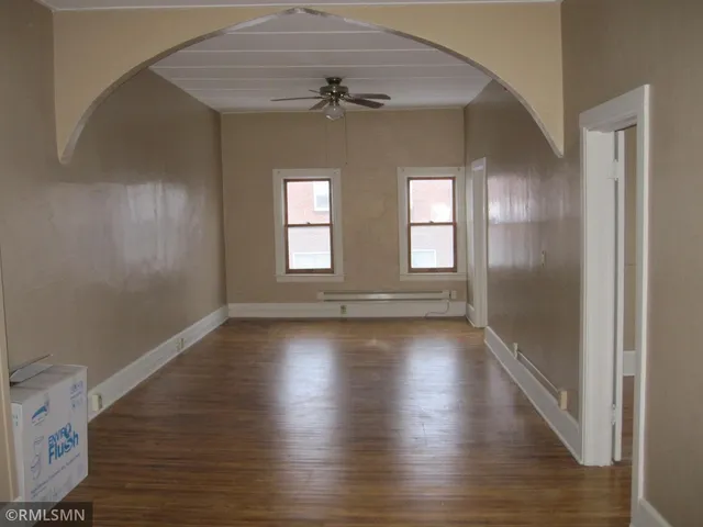 $975 | 118 Spring Street, Unit 2, Somerset, WI 54025