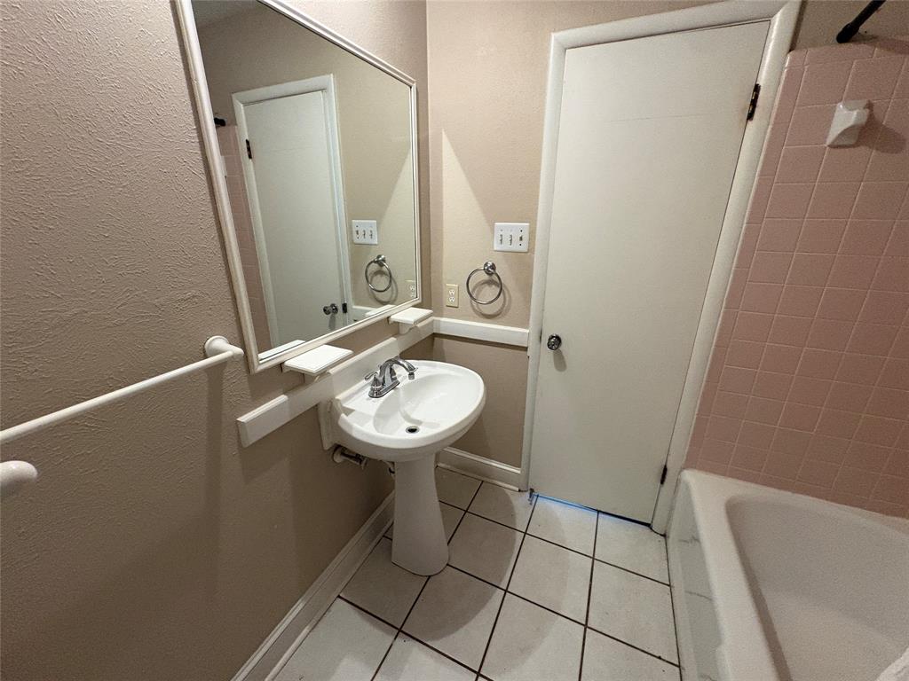 1111 Duane Street Benbrook, TX 76126 - Photo 23 of 28