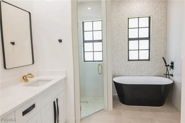 $525,000 | 1506 Eighth Avenue, Lehigh Acres, FL 33972