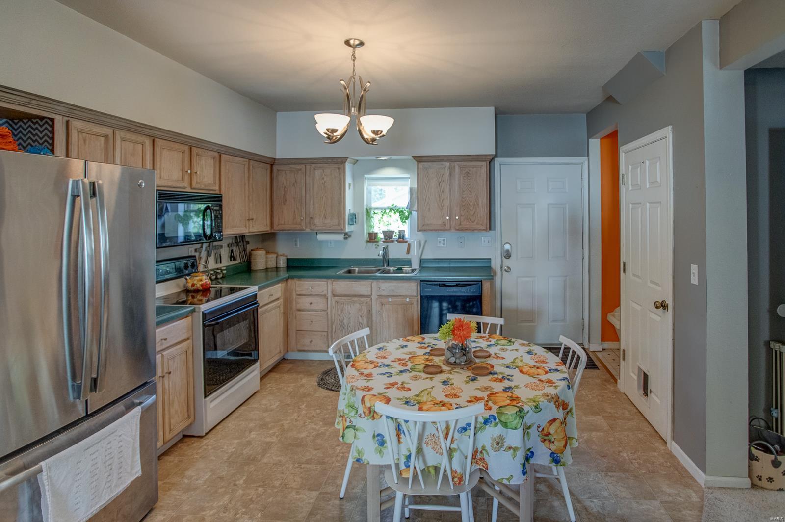 807 Hawley Avenue Alton, IL 62002 - Photo 8 of 45 Gallery Image 8
