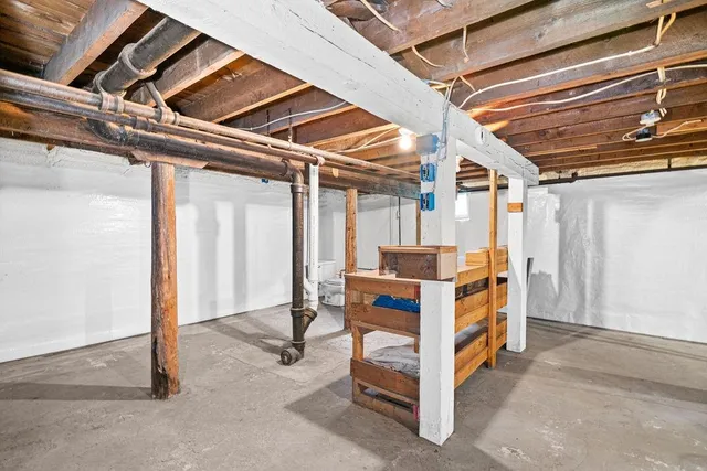 $319,900 | 3 West Linden Street, Duluth, MN 55811