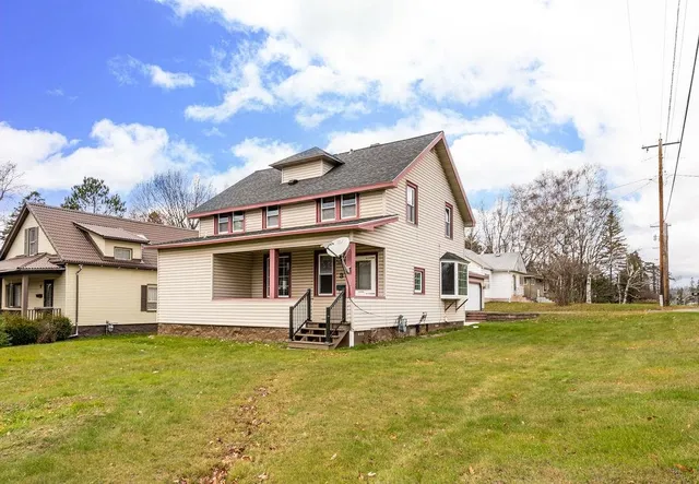 $319,900 | 3 West Linden Street, Duluth, MN 55811