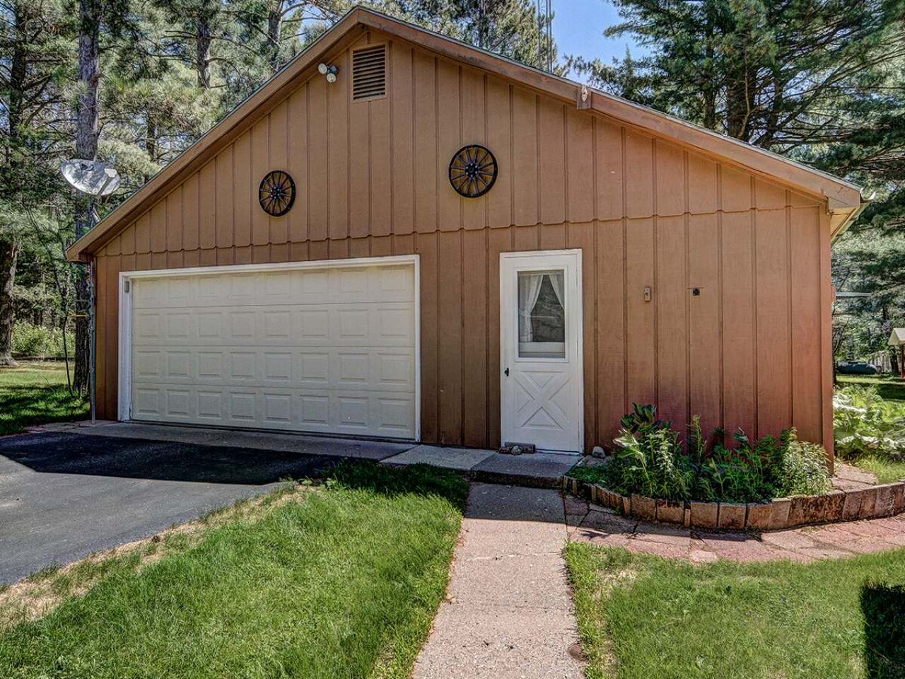 2649 9 Mile Road Eagle River, WI 54521 - Photo 12 of 21 Gallery Image 12