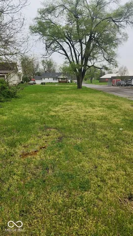 $13,000 | 403 West 17th Street, Anderson, IN 46016