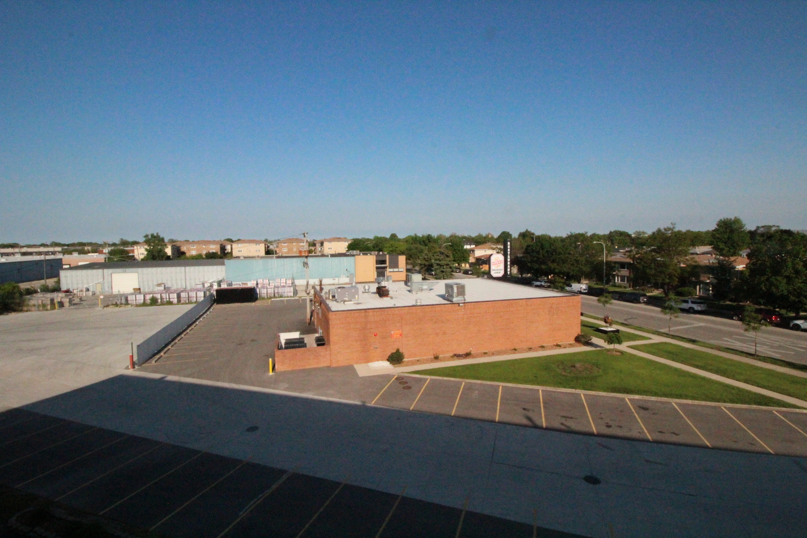6248 South Gullikson Road, Unit 4E Chicago, IL 60638 - Photo 19 of 30 Gallery Image 19