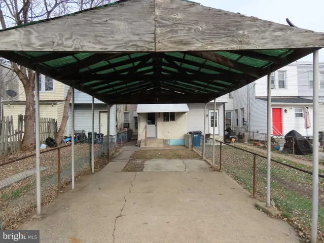 $135,000 | 1118 Green Street, Marcus Hook, PA 19061