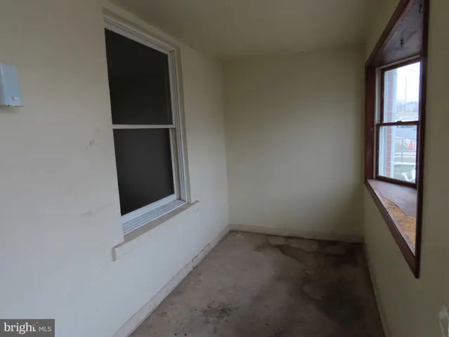 $135,000 | 1118 Green Street, Marcus Hook, PA 19061