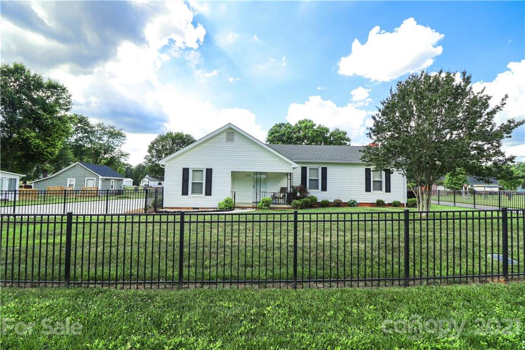 1222 Pump Station Road Kannapolis, NC 28081 - Photo 8 of 40 Gallery Image 8