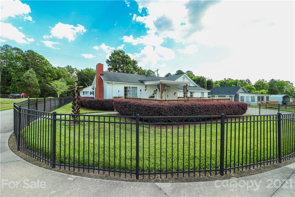 1222 Pump Station Road Kannapolis, NC 28081 - Photo 10 of 40 Gallery Image 10