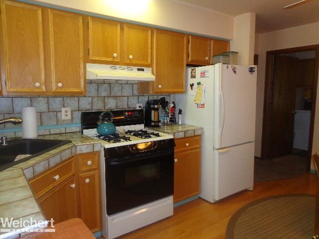 48037 Fuller Road New Baltimore, MI 48051 - Photo 20 of 30 31349719-20.JPG