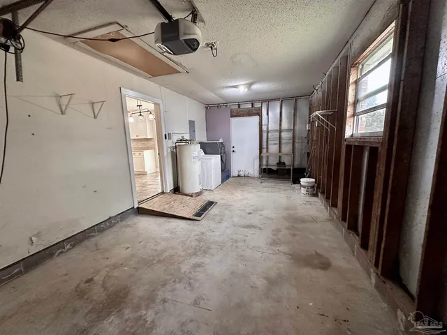 a view of a storage & utility room