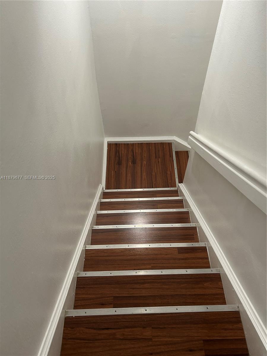 17901 Northwest 68th Avenue, Unit R209 Hialeah, FL 33015 - Photo 14 of 40