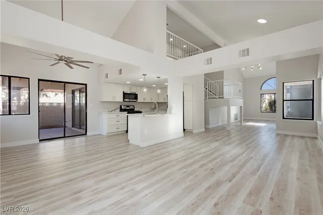 $520,000 | 365 Peach Tree Drive, Henderson, NV 89014