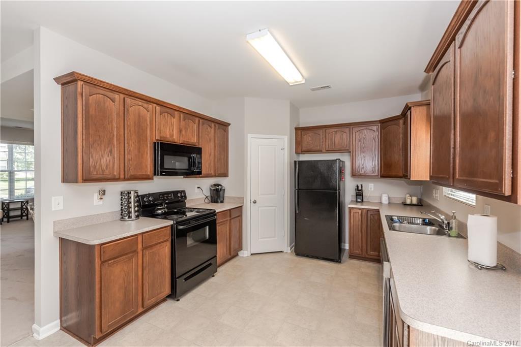 13027 Rothe House Road Charlotte, NC 28273 - Photo 7 of 24