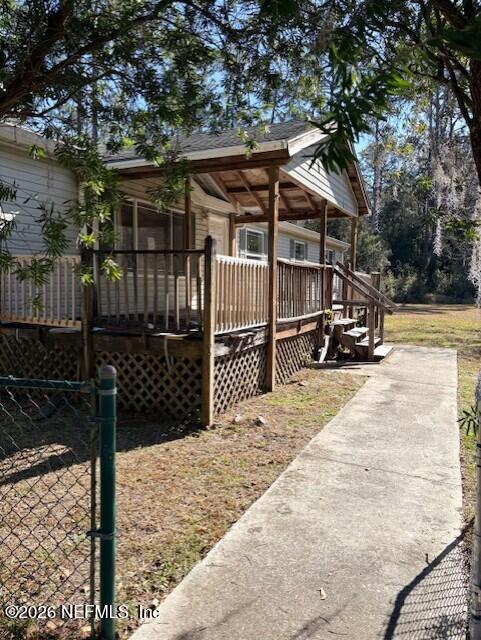 390 East River Road East Palatka, FL 32131 - Photo 3 of 36 FrontWalkway