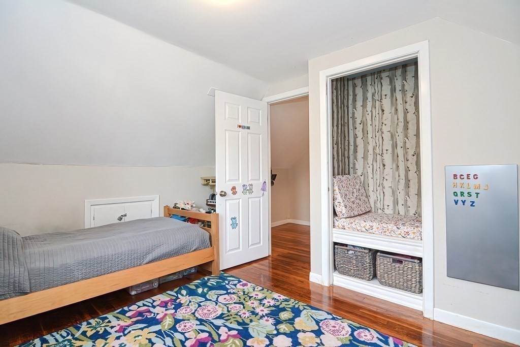 114 Brook Avenue Riverside, RI 02915 - Photo 26 of 39 Gallery Image 26