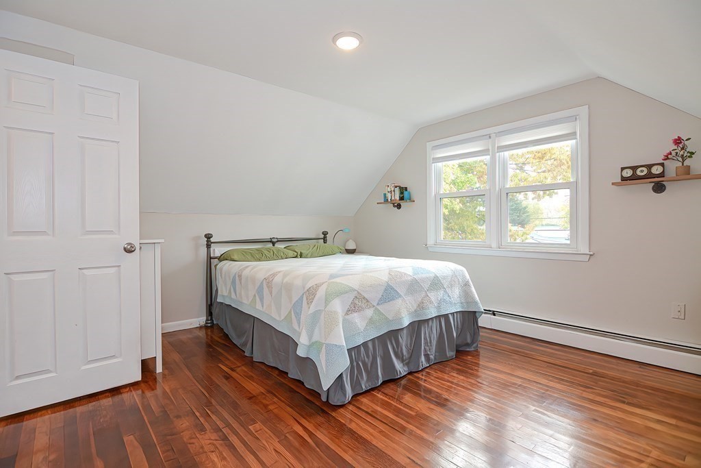 114 Brook Avenue Riverside, RI 02915 - Photo 29 of 39 Gallery Image 29