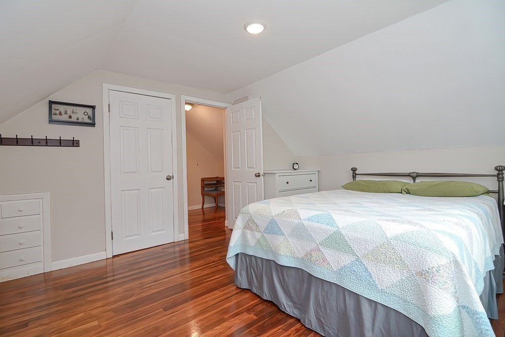 114 Brook Avenue Riverside, RI 02915 - Photo 30 of 39 Gallery Image 30