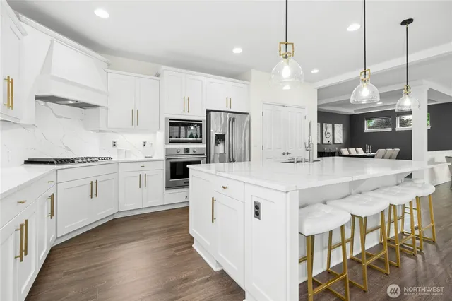 $2,200,000 | 15013 126th Avenue Northeast, Woodinville, WA 98072