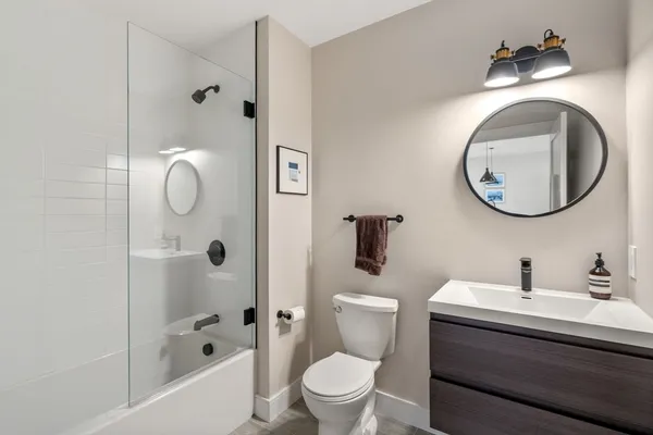 $1,150,000 | 3 South Whitney Street, Unit 4, Boston, MA 02120