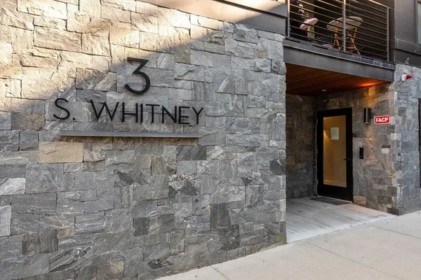 $1,150,000 | 3 South Whitney Street, Unit 4, Boston, MA 02120