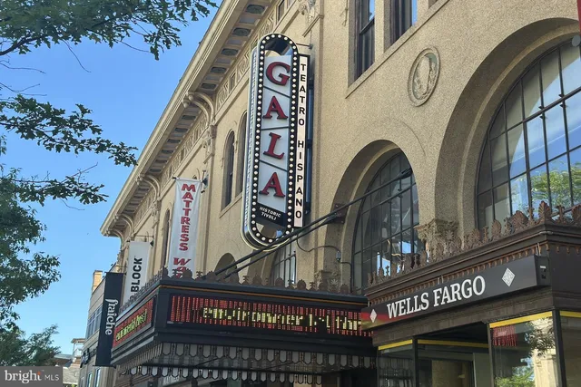 a view of a house with a outdoor space