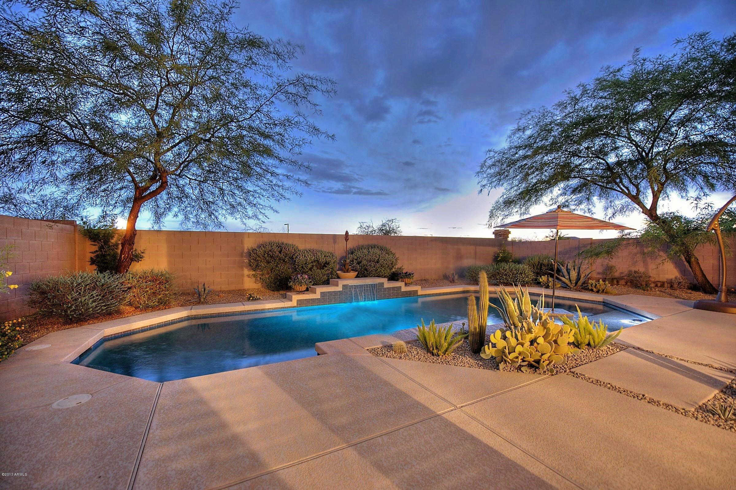 025_Pool Deck View
