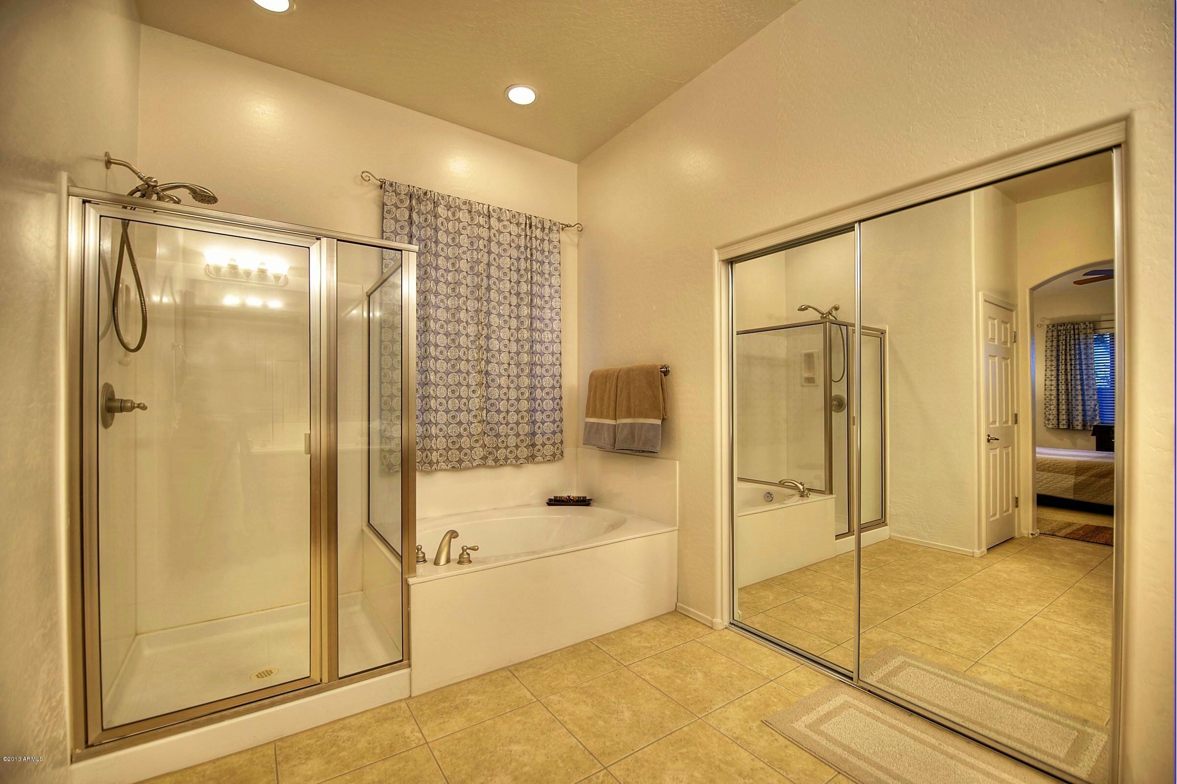 2323 West Apache Rain Road Phoenix, AZ 85085 - Photo 18 of 29 017_Master Bath Detail