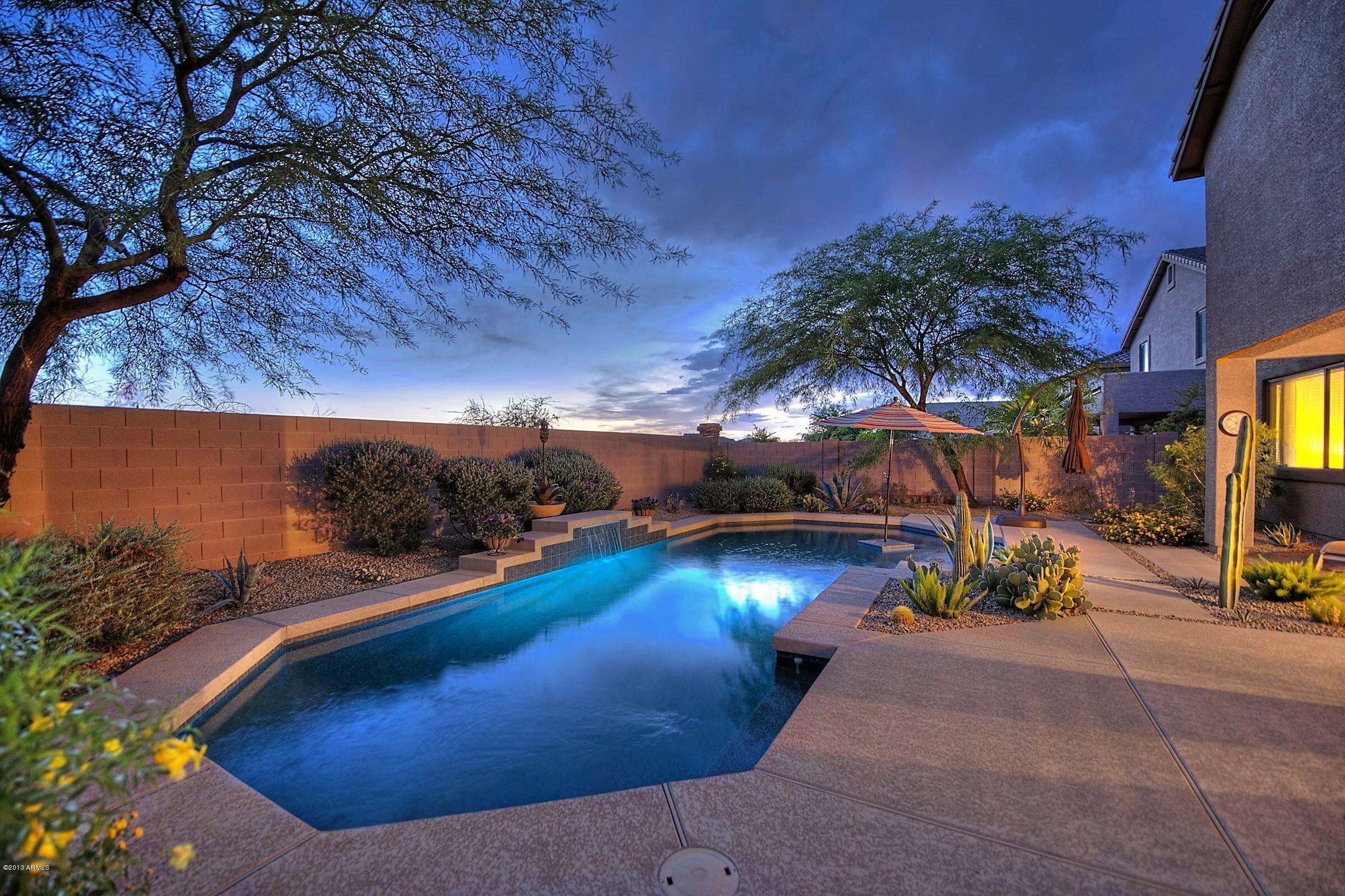 032_Sunset Pool View