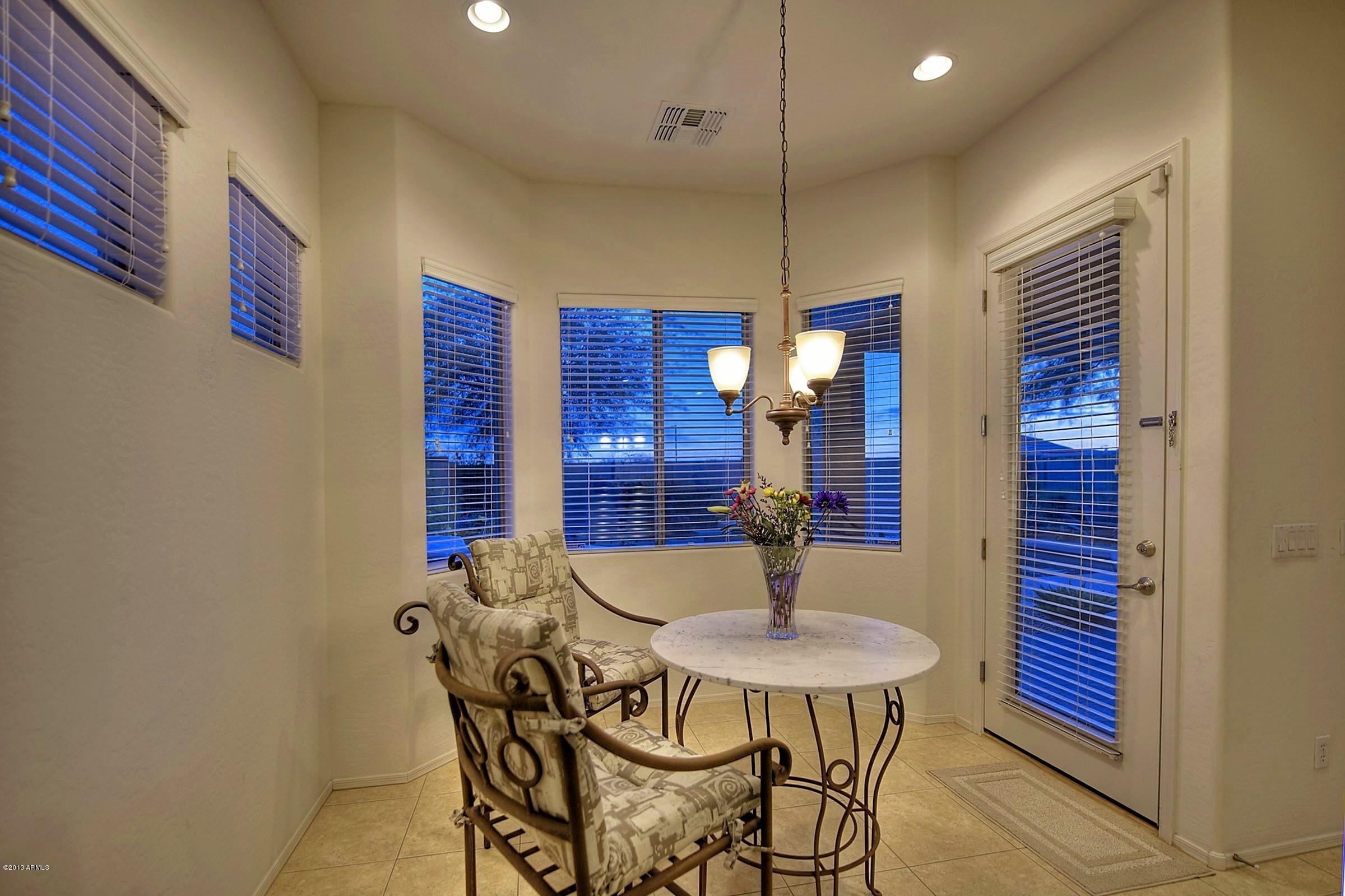 2323 West Apache Rain Road Phoenix, AZ 85085 - Photo 8 of 29 012_Casual Dining