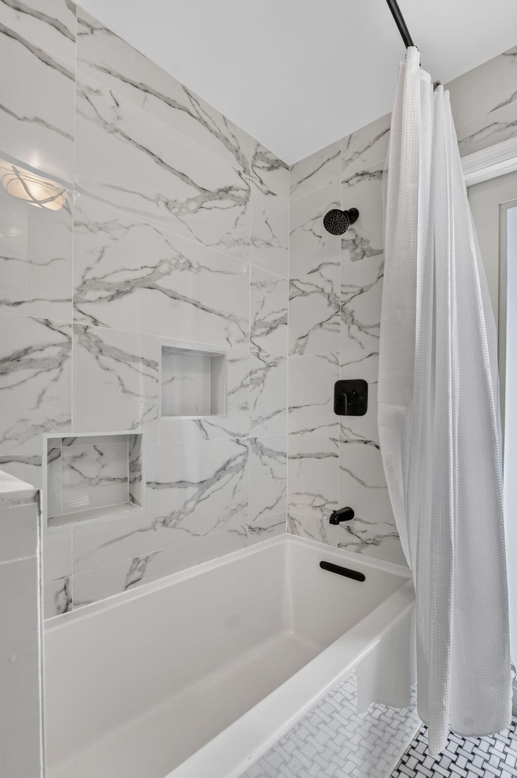 214 Northeast 25th Street Boca Raton, FL 33431 - Photo 18 of 33 Bathroom 2