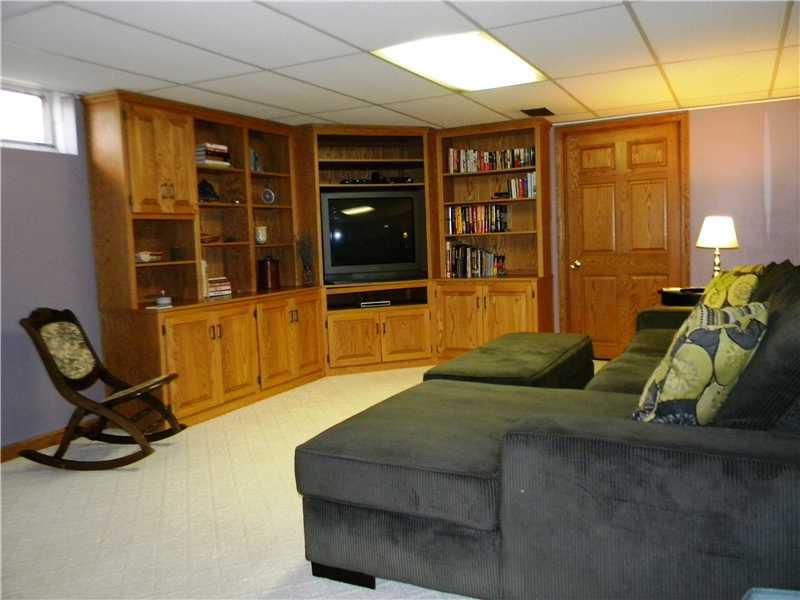 418 East Stop 13 Road Indianapolis, IN 46227 - Photo 10 of 22 Gallery Image 10