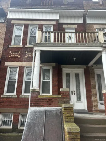 $2,300 | 88-20 86th Street, Unit 2 | Woodhaven