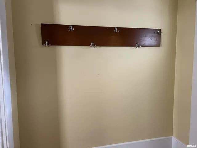 $124,900 | 500 North Diamond Street, Jacksonville, IL 62650