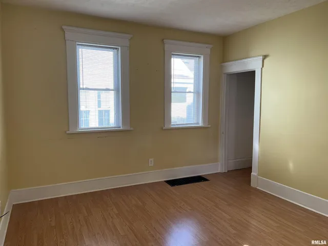 $124,900 | 500 North Diamond Street, Jacksonville, IL 62650