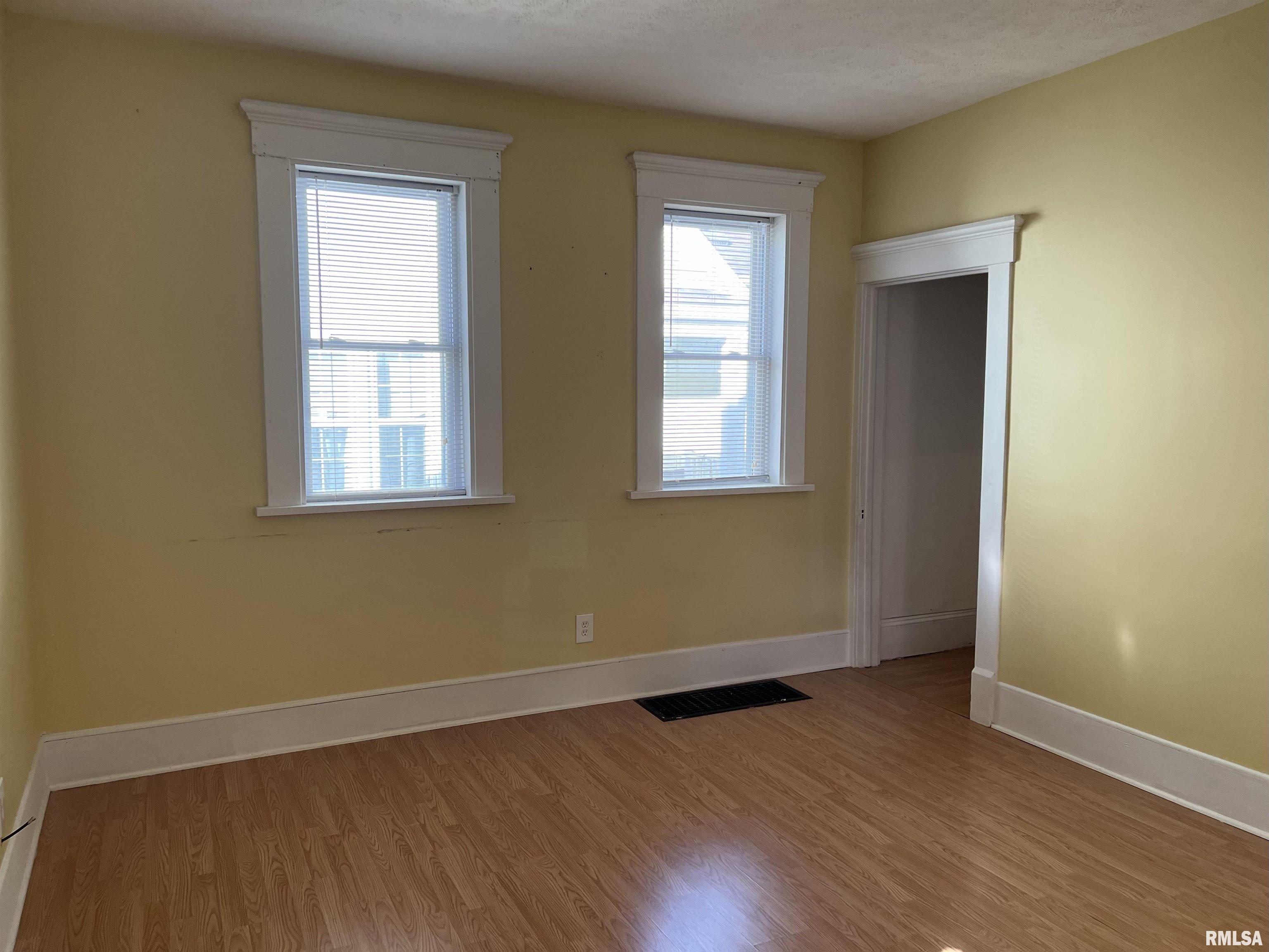 500 North Diamond Street Jacksonville, IL 62650 - Photo 19 of 44