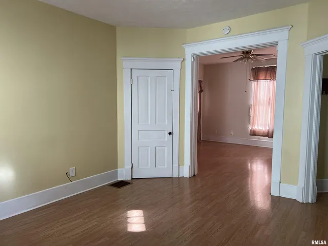 $124,900 | 500 North Diamond Street, Jacksonville, IL 62650