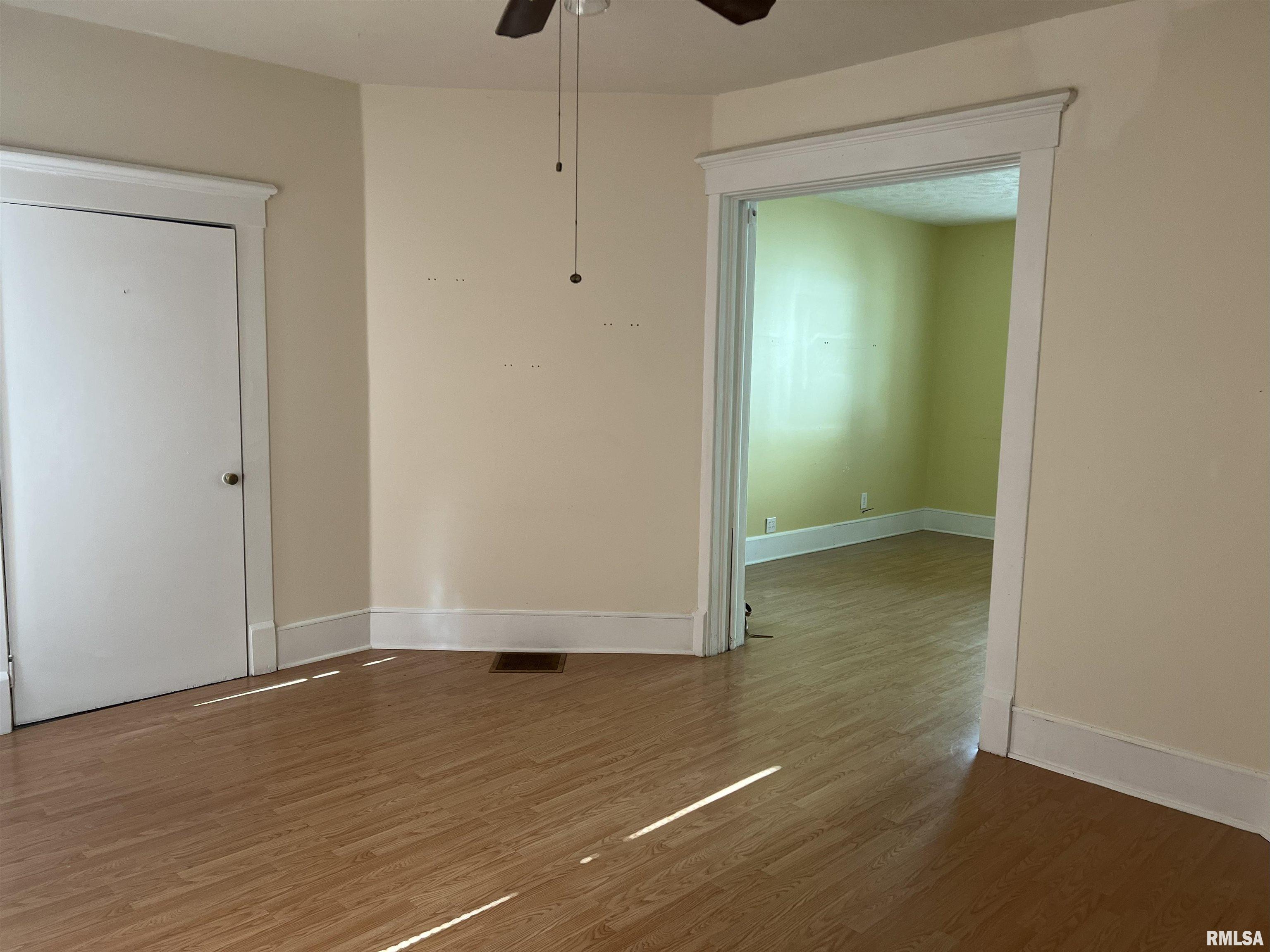 500 North Diamond Street Jacksonville, IL 62650 - Photo 23 of 44