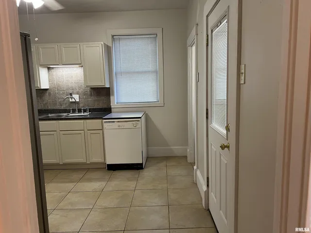 $124,900 | 500 North Diamond Street, Jacksonville, IL 62650