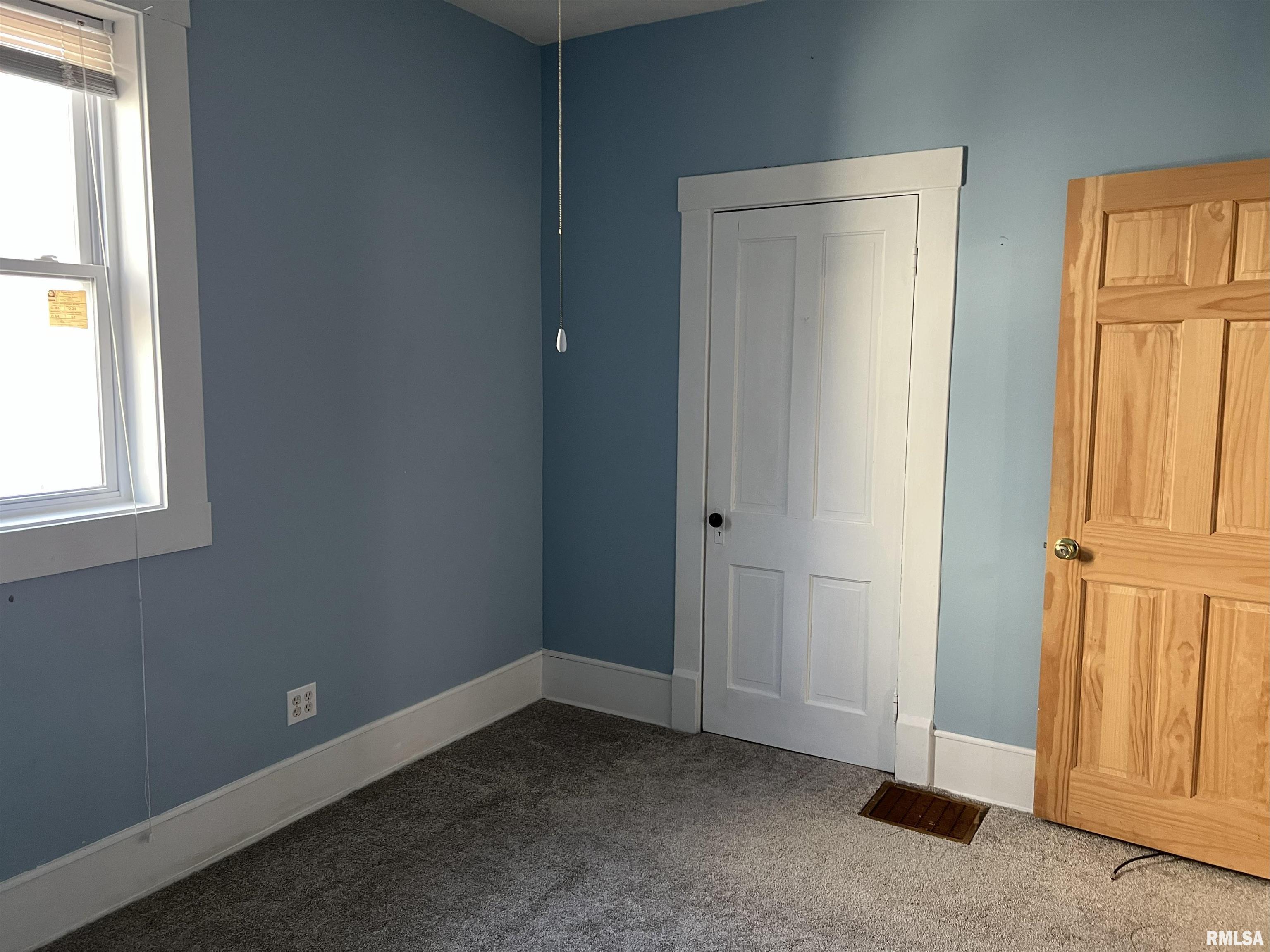 500 North Diamond Street Jacksonville, IL 62650 - Photo 29 of 44